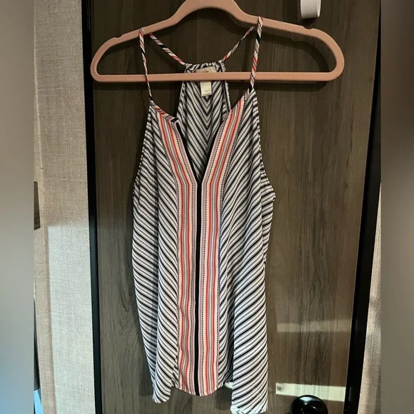 LOFT Sleeveless Top - Picture 3 of 8